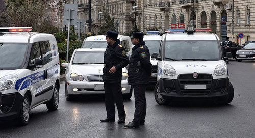 Road Patrol Service inspectors in Baku. Photo: © Sputnik / Murad Orujov, https://ru.sputnik.az/incidents/20170109/408355569/pokushenie-ubijstvo-vladelec-magazina-dolzhnik.html Road Patrol Service inspectors in Baku. Photo: © Sputnik / Murad Orujov, https://ru.sputnik.az/incidents/20170109/408355569/pokushenie-ubijstvo-vladelec-magazina-dolzhnik.html