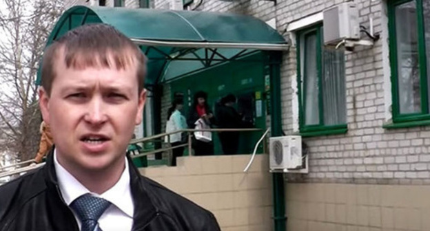 Lawyer Sergey Zemtsov. Screenshot of a video by the user Osobo Opasny Yurist https://www.youtube.com/watch?v=otc8DcHGtGw Lawyer Sergey Zemtsov. Screenshot of a video by the user Osobo Opasny Yurist https://www.youtube.com/watch?v=otc8DcHGtGw