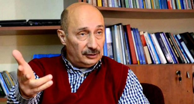 Zardusht Alizade. Photo: http://minval.az/k/zardusht-alizade Zardusht Alizade. Photo: http://minval.az/k/zardusht-alizade