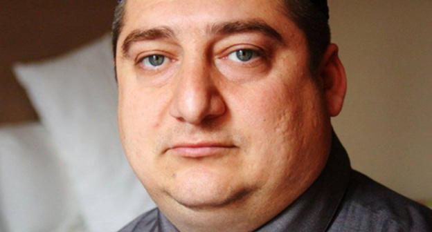 Magomed Mutsolgov. Photo: Varvara Parkhomenko http://kavpolit.com/articles/menja_podozrevajut_v_tom_chto_ja_ukazaniju_ameriki-21190/ Magomed Mutsolgov. Photo: Varvara Parkhomenko http://kavpolit.com/articles/menja_podozrevajut_v_tom_chto_ja_ukazaniju_ameriki-21190/
