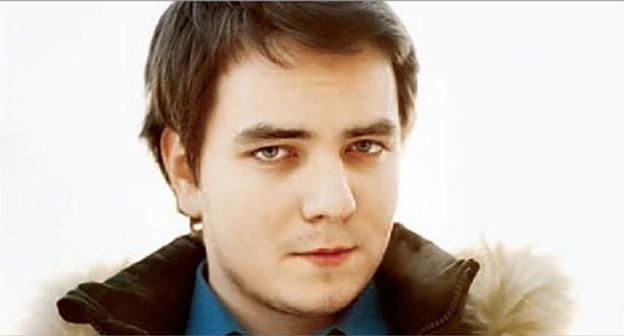 Blogger Ilya Davydov (Maddison). Photo: http://www.wikireality.ru/wiki/%D0%98%D0%BB%D1%8C%D1%8F_%D0%9C%D1%8D%D0%B4%D0%B4%D0%B8%D1%81%D0%BE%D0%BD Blogger Ilya Davydov (Maddison). Photo: http://www.wikireality.ru/wiki/%D0%98%D0%BB%D1%8C%D1%8F_%D0%9C%D1%8D%D0%B4%D0%B4%D0%B8%D1%81%D0%BE%D0%BD