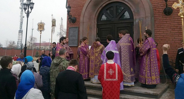 Ceremony of consecration of the Orthodox Temple of the Nativity in Naur District of Chechnya. Photo: Alya Kurganova, http://www.grozny-inform.ru/news/society/82467/ Ceremony of consecration of the Orthodox Temple of the Nativity in Naur District of Chechnya. Photo: Alya Kurganova, http://www.grozny-inform.ru/news/society/82467/