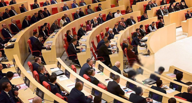 The session of the Parliament of Georgia. Photo https://m.sputnik-georgia.ru The session of the Parliament of Georgia. Photo https://m.sputnik-georgia.ru