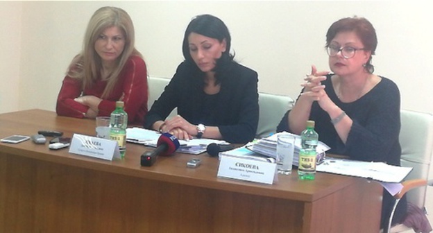 The particioants of a press conference discussing the criminal case of Tskaev's death. March 17, 2017, Vladikavkaz. Photo by Emma Marzoeva for "Caucasian Knot" The particioants of a press conference discussing the criminal case of Tskaev's death. March 17, 2017, Vladikavkaz. Photo by Emma Marzoeva for "Caucasian Knot"