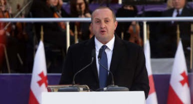 Georgy Margvelashvili is giving the oath. Tbilisi, November 17, 2013. Photo by the press service of the government of Georgia Georgy Margvelashvili is giving the oath. Tbilisi, November 17, 2013. Photo by the press service of the government of Georgia
