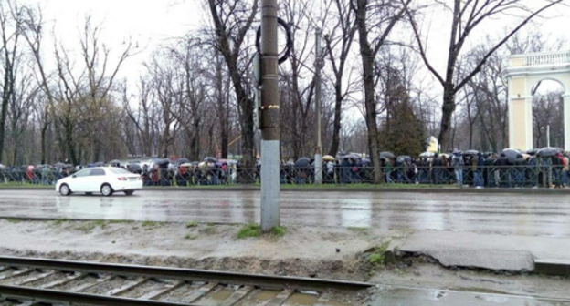 Rally participants in Krasnodar, March 26, 2017. Photo by eyewitness provided by Krasnodar headquarters of Alexei Navalny. Rally participants in Krasnodar, March 26, 2017. Photo by eyewitness provided by Krasnodar headquarters of Alexei Navalny.