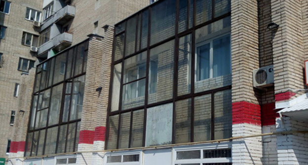 The building located in the Shtakhanovsky street, 22, in Rostov-on-Don, listed as a 'house of prayer' of Jehovah's Witnesses on the site of the city administration. Photo by Konstantin Volgin for "Caucasian Knot"
