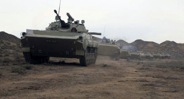 The military exercises of the Azerbaijani army. Photo © Foto / mod.gov.az
https://ru.sputnik.az/azerbaijan/20170419/409906306/azerbaijan-armiya-ucheniya.html