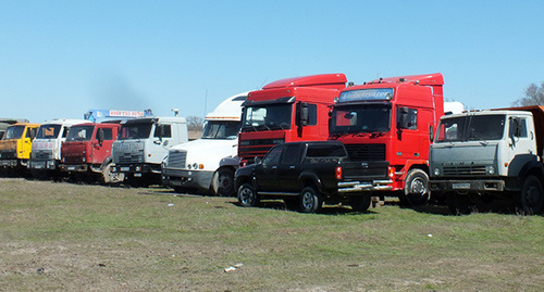 Camp of Dagestani truck drivers protesting against 'Platon'. Photo by Patimat Makhmudova for the 'Caucasian Knoy'. Camp of Dagestani truck drivers protesting against 'Platon'. Photo by Patimat Makhmudova for the 'Caucasian Knoy'.