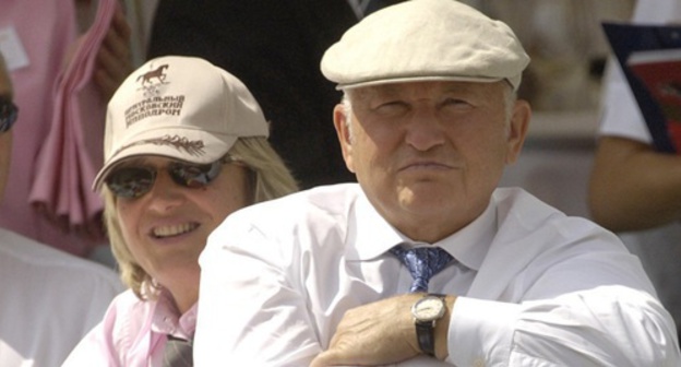 Yuri Luzhkov with his wife Elena Baturina. Photo: Sputnik/ Sergey Guneev, https://sputnik-georgia.ru/georgia/20170508/235894476/ Yuri Luzhkov with his wife Elena Baturina. Photo: Sputnik/ Sergey Guneev, https://sputnik-georgia.ru/georgia/20170508/235894476/