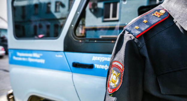 Policeman. Photo: Denis Yakovlev / Yugopolis Policeman. Photo: Denis Yakovlev / Yugopolis