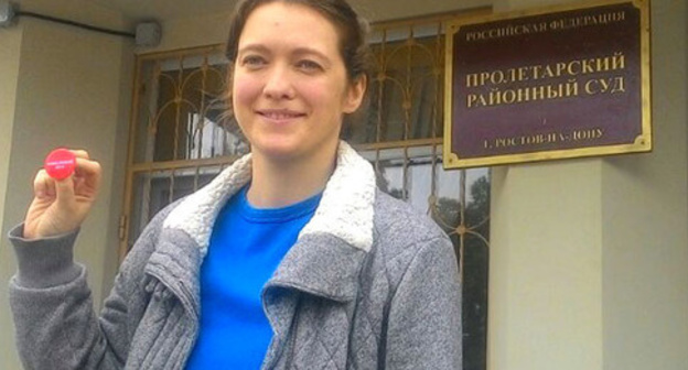 Elena Kulikova after court session. Photo by Konstantin Volgin for the 'Caucasian Knot'. Elena Kulikova after court session. Photo by Konstantin Volgin for the 'Caucasian Knot'.