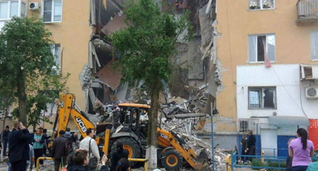 One entrance of the house was destroyed as a result of blast in a residential house in Russia’s Volgograd, May 16, 2017. Photo: Page of 'Volgograd' community on Vkontakte social network One entrance of the house was destroyed as a result of blast in a residential house in Russia’s Volgograd, May 16, 2017. Photo: Page of 'Volgograd' community on Vkontakte social network