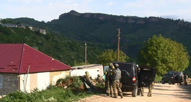 Special operation in the Dagestani village of Karamakhi. May 18, 2017. Photo: http://nac.gov.ru Special operation in the Dagestani village of Karamakhi. May 18, 2017. Photo: http://nac.gov.ru