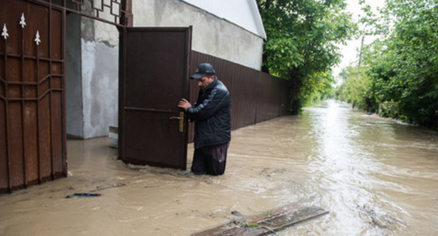 Flooding in Levokumka village, Stavropol Territory. Photo: Anton Podgaiko/Yuga.ru Flooding in Levokumka village, Stavropol Territory. Photo: Anton Podgaiko/Yuga.ru