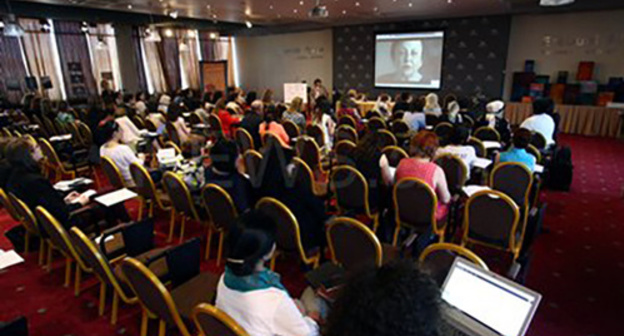 Conference "Search for New Ways in Meeting Modern Challenges. Ways to Peace, Stories of Women Peacekeepers", Yerevan. Photo: https://news.am/rus/news/394326.html Conference "Search for New Ways in Meeting Modern Challenges. Ways to Peace, Stories of Women Peacekeepers", Yerevan. Photo: https://news.am/rus/news/394326.html