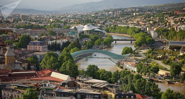 A view of the center of Tbilisi. Photo © Sputnik / Alexander Imedashvili https://sputnik-georgia.ru/economy/20170615/236319570/Gruzija-uluchshila-svoi-pozicii-v-rejtinge-vedeniya-biznesa-2017.html A view of the center of Tbilisi. Photo © Sputnik / Alexander Imedashvili https://sputnik-georgia.ru/economy/20170615/236319570/Gruzija-uluchshila-svoi-pozicii-v-rejtinge-vedeniya-biznesa-2017.html