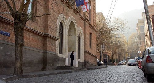 Georgian MFA. Photo: © Sputnik/
https://sputnik-georgia.ru/incidents/20170611/236281954/Rodstvenniki-propavshego-v-Kongo-pilota-proveli-akciju-u-MID-Gruzii.html
Georgian MFA. Photo: © Sputnik/
https://sputnik-georgia.ru/incidents/20170611/236281954/Rodstvenniki-propavshego-v-Kongo-pilota-proveli-akciju-u-MID-Gruzii.html