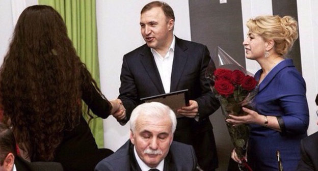 Awarding school medals to graduates, Takhtamukay District of Adygea. Photo: personal Vkontakte page of one of graduates. Awarding school medals to graduates, Takhtamukay District of Adygea. Photo: personal Vkontakte page of one of graduates.