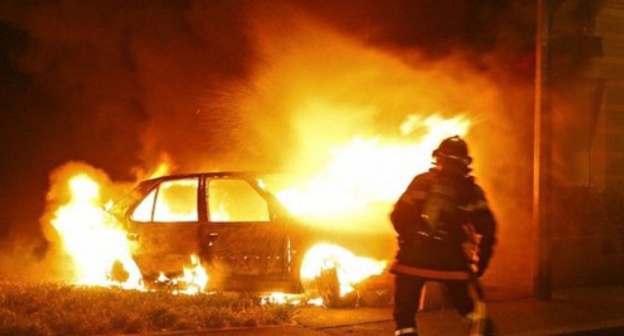 A burning car. Photo: http://70.mchs.gov.ru/operationalpage/operational/item/2681697 A burning car. Photo: http://70.mchs.gov.ru/operationalpage/operational/item/2681697