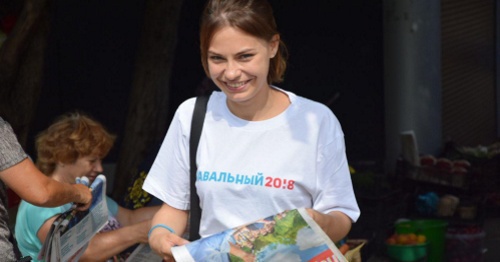 A volunteer of Alexei Navalny's office in Krasnodar. Photo: the Alexei Navalny's office on its page on VKontakte A volunteer of Alexei Navalny's office in Krasnodar. Photo: the Alexei Navalny's office on its page on VKontakte