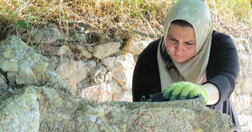 Sculptor from Egypt Marwa Kendil, 5th international symposium named after Akop Gyurdjyan, Shushi, Nagorno-Karabakh, July 18, 2017. Photo by Alvard Grigoryan for the Caucasian Knot. Sculptor from Egypt Marwa Kendil, 5th international symposium named after Akop Gyurdjyan, Shushi, Nagorno-Karabakh, July 18, 2017. Photo by Alvard Grigoryan for the Caucasian Knot.