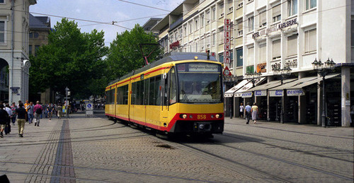 Karlsruhe, Germany. Photo: Dr Neil Clifton https://ru.wikipedia.org Karlsruhe, Germany. Photo: Dr Neil Clifton https://ru.wikipedia.org