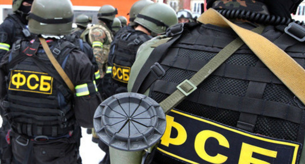 Power agents. Photo: http://www.gazetaingush.ru Power agents. Photo: http://www.gazetaingush.ru