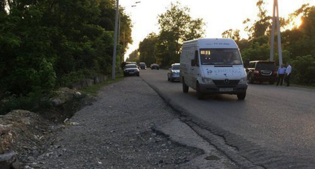 Road where tourists were attacked. Photo: © Sputnik. Бадрак Авидзба http://sputnik-abkhazia.ru/Abkhazia/20170717/1021463765/genprokuratura-nazvala-imena-podozrevaemyx-v-ubijstve-rossijskogo-turista.html Road where tourists were attacked. Photo: © Sputnik. Бадрак Авидзба http://sputnik-abkhazia.ru/Abkhazia/20170717/1021463765/genprokuratura-nazvala-imena-podozrevaemyx-v-ubijstve-rossijskogo-turista.html