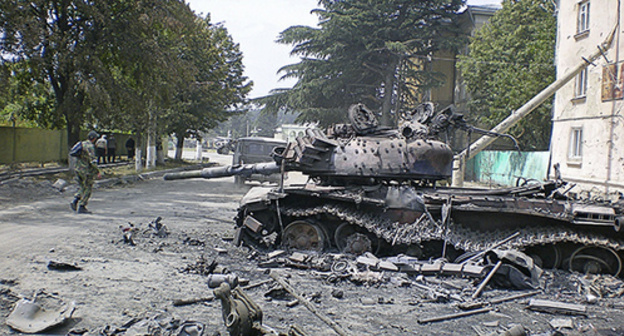 Broken military equipment in the city of Tskhinvali after the attack of Georgian soldiers. Photo by Viktor Panov
http://sputnik-ossetia.ru/South_Ossetia/20170807/4635953.html Broken military equipment in the city of Tskhinvali after the attack of Georgian soldiers. Photo by Viktor Panov
http://sputnik-ossetia.ru/South_Ossetia/20170807/4635953.html
