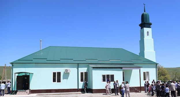 A mosque in the village of Aki-Yurt in Ingushetia. Photo: http://www.ingushetia.ru/news/018628/ A mosque in the village of Aki-Yurt in Ingushetia. Photo: http://www.ingushetia.ru/news/018628/