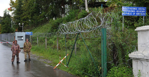 The Georgian-Abkhaz border. Photo: Sputnik. Sergei Pyatakov The Georgian-Abkhaz border. Photo: Sputnik. Sergei Pyatakov