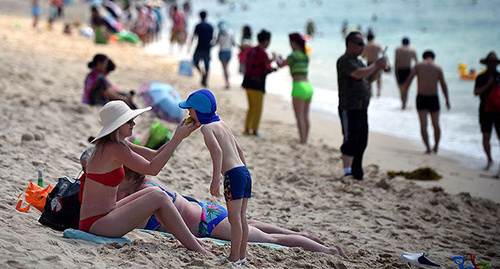 Beach. Photo: http://vlg-media.ru/society/v-rosi-pojavitsja-kurortnyi-sbor-57094.html Beach. Photo: http://vlg-media.ru/society/v-rosi-pojavitsja-kurortnyi-sbor-57094.html