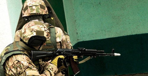 Law enforcers. Photo: http://nac.gov.ru/kontrterroristicheskie-operacii/v-dagestane-v-rezultate-kto-neytralizovan-glavar.html Law enforcers. Photo: http://nac.gov.ru/kontrterroristicheskie-operacii/v-dagestane-v-rezultate-kto-neytralizovan-glavar.html