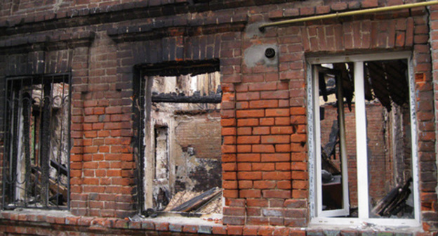 One of the burnt houses in Griboedovsky Lane. Rostov-On-Don, August 24, 2017. Photo by Konstantin Volgin for "Caucasian Knot" One of the burnt houses in Griboedovsky Lane. Rostov-On-Don, August 24, 2017. Photo by Konstantin Volgin for "Caucasian Knot"