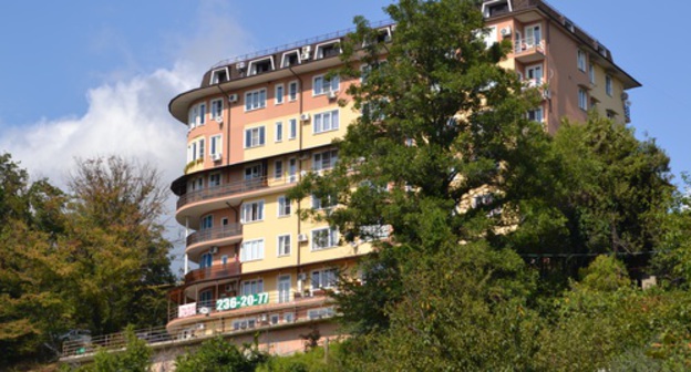 8-storey building in Shaumyan Street. Photo by Svetlana Kravchenko for the 'Caucasian Knot'. 8-storey building in Shaumyan Street. Photo by Svetlana Kravchenko for the 'Caucasian Knot'.