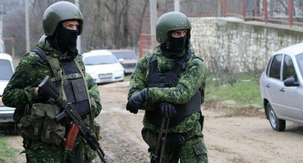 Law enforcers during CTO. Photo: http://sputnik-ossetia.ru/North_Ossetia/20170907/4818973.html Law enforcers during CTO. Photo: http://sputnik-ossetia.ru/North_Ossetia/20170907/4818973.html