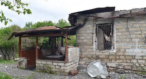 A destroyed house in the Agdam District of Azerbaijan. Photo © Sputnik / Murad Orujov
https://ru.sputnik.az/karabakh/20170830/411639689/karabah-obstrel-pulemety-okkupirovannye-zemli.html A destroyed house in the Agdam District of Azerbaijan. Photo © Sputnik / Murad Orujov
https://ru.sputnik.az/karabakh/20170830/411639689/karabah-obstrel-pulemety-okkupirovannye-zemli.html