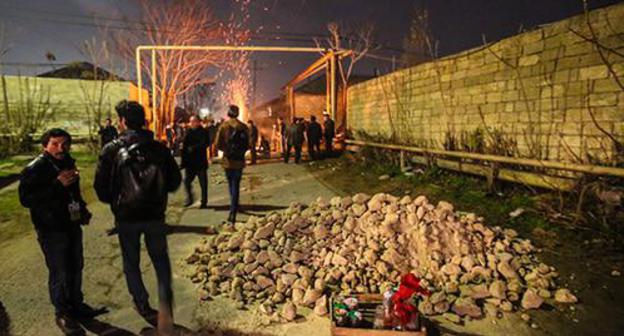 The riots in the village of Nardaran. November 2015. Photo by Aziz Karimov for the "Caucasian Knot" The riots in the village of Nardaran. November 2015. Photo by Aziz Karimov for the "Caucasian Knot"