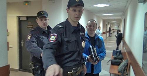 Igor Nagavkin (right). Screenshot: video posted by user ZPCh https://www.youtube.com/watch?v=TlZ5jAB5Sgc Igor Nagavkin (right). Screenshot: video posted by user ZPCh https://www.youtube.com/watch?v=TlZ5jAB5Sgc