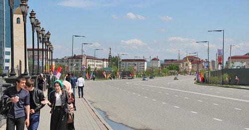 Putin Avenue. Grozny. Photo by Magomed Magomedov for "Caucasian Knot" Putin Avenue. Grozny. Photo by Magomed Magomedov for "Caucasian Knot"