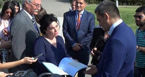The earlier unpublished documents from the Vatican are transferred to Armenian Genocide Museum. Photo http://novostink.ru/armenian-genocide/213165-dar-muzeyu-genocida-armyan-ranee-neopublikovannye-dokumenty-iz-vatikana.html#ixzz4tCr8T02s The earlier unpublished documents from the Vatican are transferred to Armenian Genocide Museum. Photo http://novostink.ru/armenian-genocide/213165-dar-muzeyu-genocida-armyan-ranee-neopublikovannye-dokumenty-iz-vatikana.html#ixzz4tCr8T02s