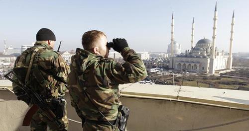 Law enforcers. Grozny, Chechnya. Photo: REUTERS/Eduard Korniyenko Law enforcers. Grozny, Chechnya. Photo: REUTERS/Eduard Korniyenko