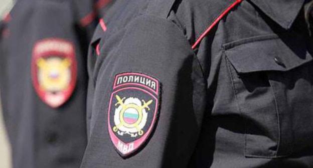 The police officers. Photo: RFE/RL The police officers. Photo: RFE/RL