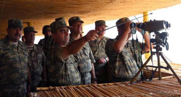 Azerbaijani soldiers. Photo http://mod.gov.az/ru/foto-arhiv-045/?gid=19981 Azerbaijani soldiers. Photo http://mod.gov.az/ru/foto-arhiv-045/?gid=19981