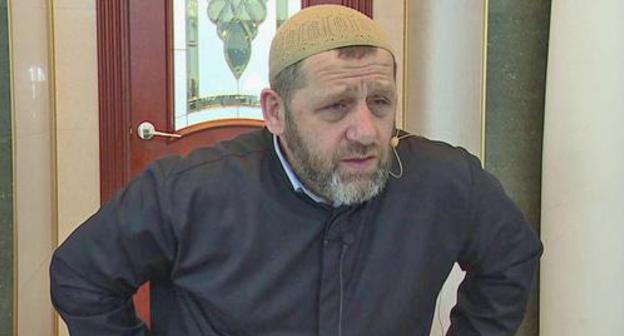Khamzat Chumakov. Screenshot of the video by the user Khamzat Chumakov https://www.youtube.com/watch?v=YlJdViJRnkw Khamzat Chumakov. Screenshot of the video by the user Khamzat Chumakov https://www.youtube.com/watch?v=YlJdViJRnkw