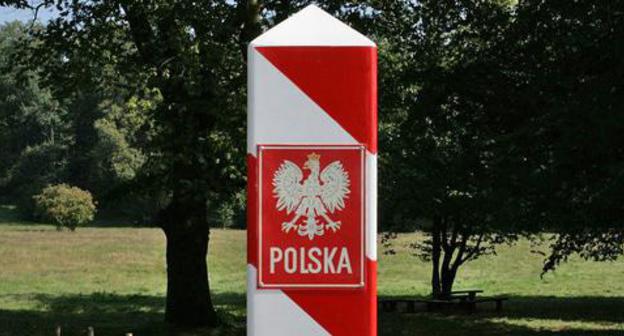 A border zone sign in Poland. Photo: Frank Vincentz https://ru.wikipedia.org/ A border zone sign in Poland. Photo: Frank Vincentz https://ru.wikipedia.org/