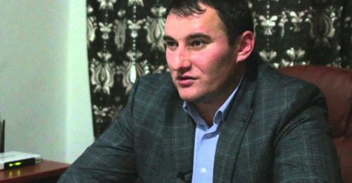 Zaurbek Sadakhanov. Screenshot of video posted by user Kavkazskaya Politika: https://www.youtube.com/watch?v=KEZpPaKATFE Zaurbek Sadakhanov. Screenshot of video posted by user Kavkazskaya Politika: https://www.youtube.com/watch?v=KEZpPaKATFE