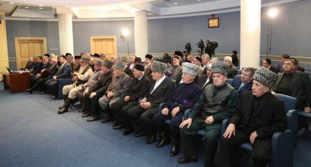 A general session of the Council of Ingush People Teips. Photo http://ingushetia.tv/news/019708/ A general session of the Council of Ingush People Teips. Photo http://ingushetia.tv/news/019708/