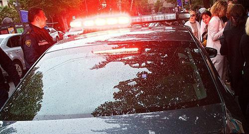 A police car in Georgia. Photo © Sputnik / Alexander Imedashvili https://sputnik-georgia.ru/incidents/20171020/237815983/Strelba-u-ofisa-Gruzinskoj-mechty-v-regione-chetyre-cheloveka-raneno.html A police car in Georgia. Photo © Sputnik / Alexander Imedashvili https://sputnik-georgia.ru/incidents/20171020/237815983/Strelba-u-ofisa-Gruzinskoj-mechty-v-regione-chetyre-cheloveka-raneno.html